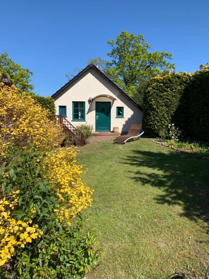 „Rentmeisterhaus Basedow“ Basedow  Kültér fotó