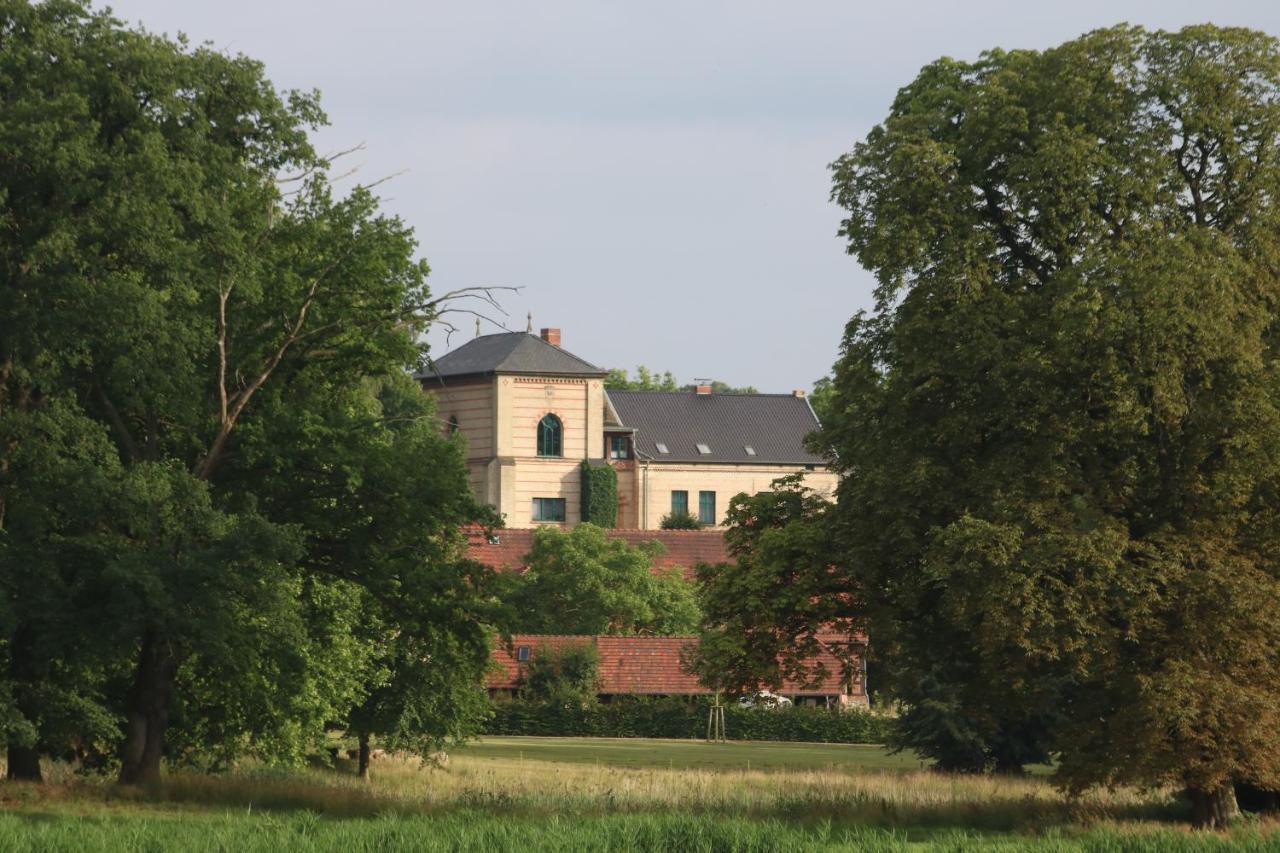 „Rentmeisterhaus Basedow“ Basedow  Kültér fotó