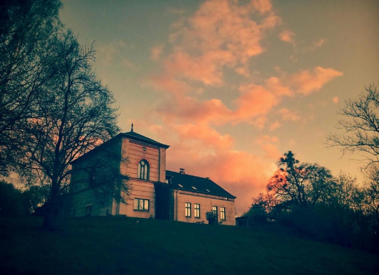 „Rentmeisterhaus Basedow“ Basedow  Kültér fotó