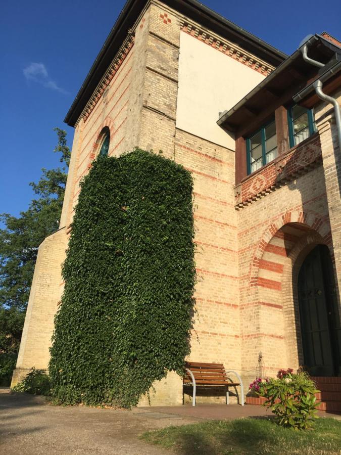 „Rentmeisterhaus Basedow“ Basedow  Kültér fotó