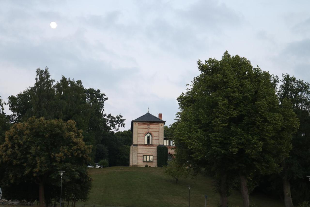 „Rentmeisterhaus Basedow“ Basedow  Kültér fotó